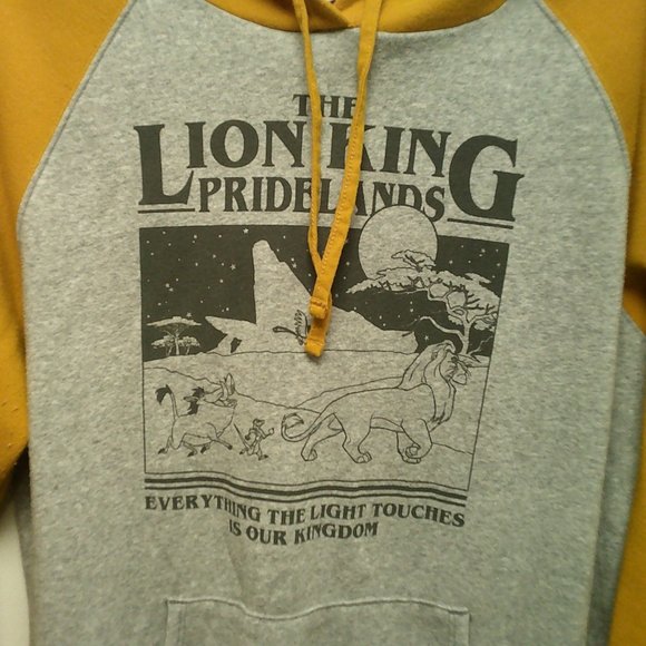 Tops - Lion King Hoodie Large